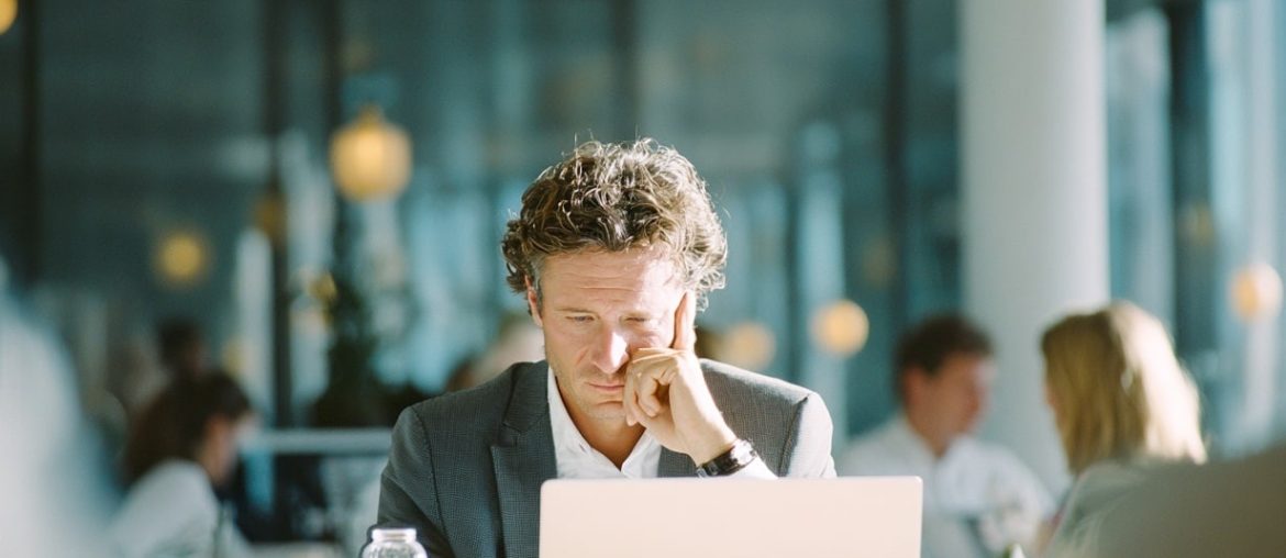 por que sequências de cold email convertem menos